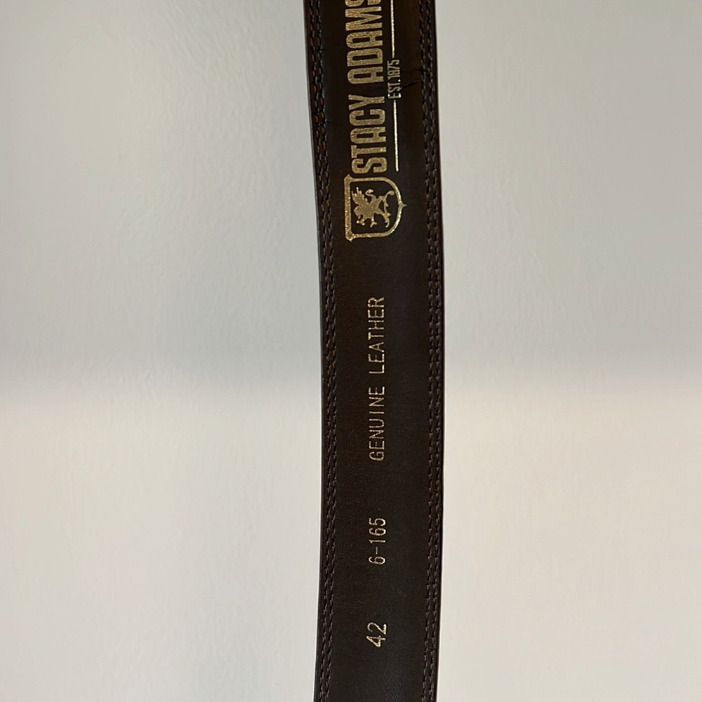 Genuine leather men’s belt with silver buckle and double keeper